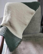 Load image into Gallery viewer, Hand crochet blanket
